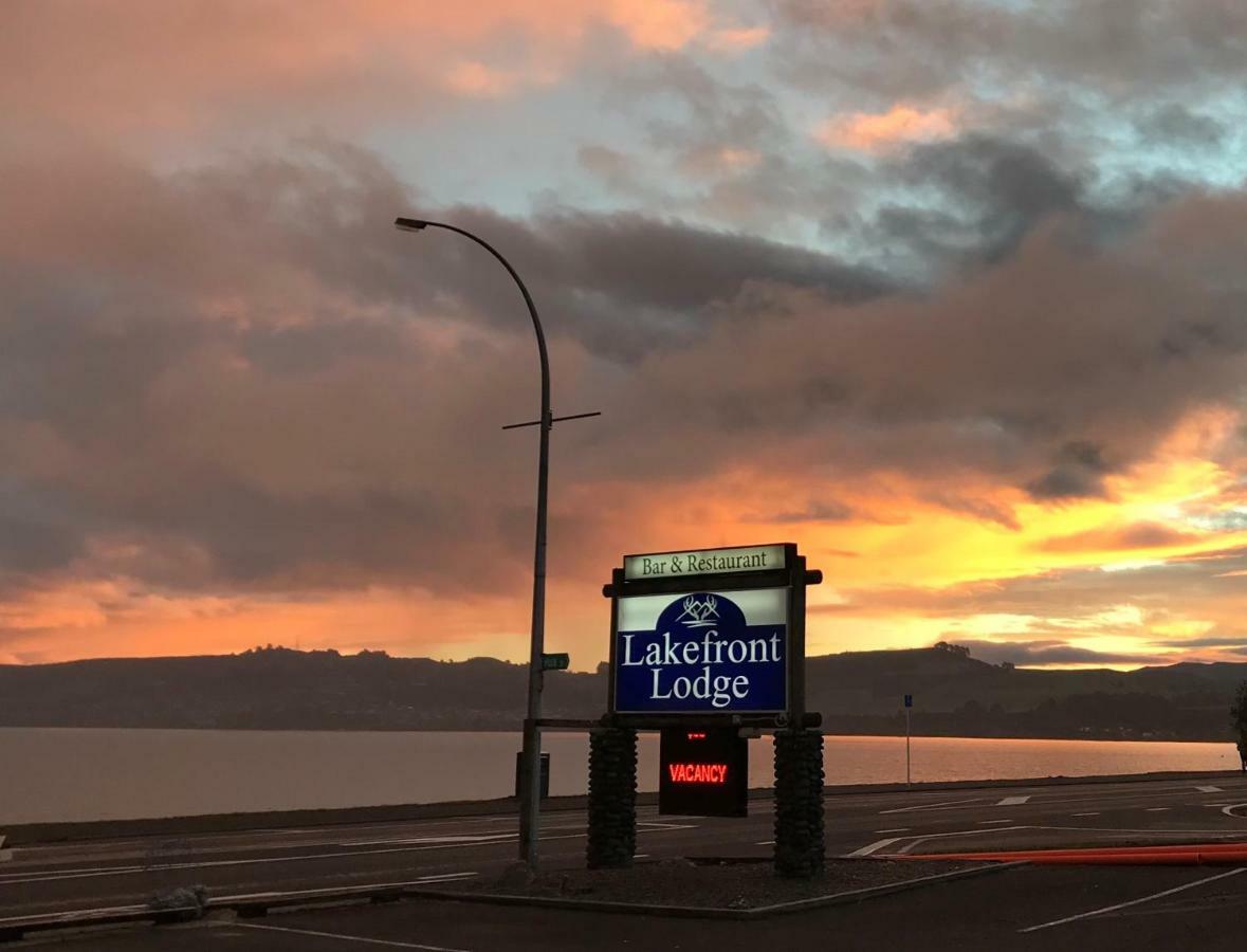 Lakefront Lodge Taupo Exterior photo